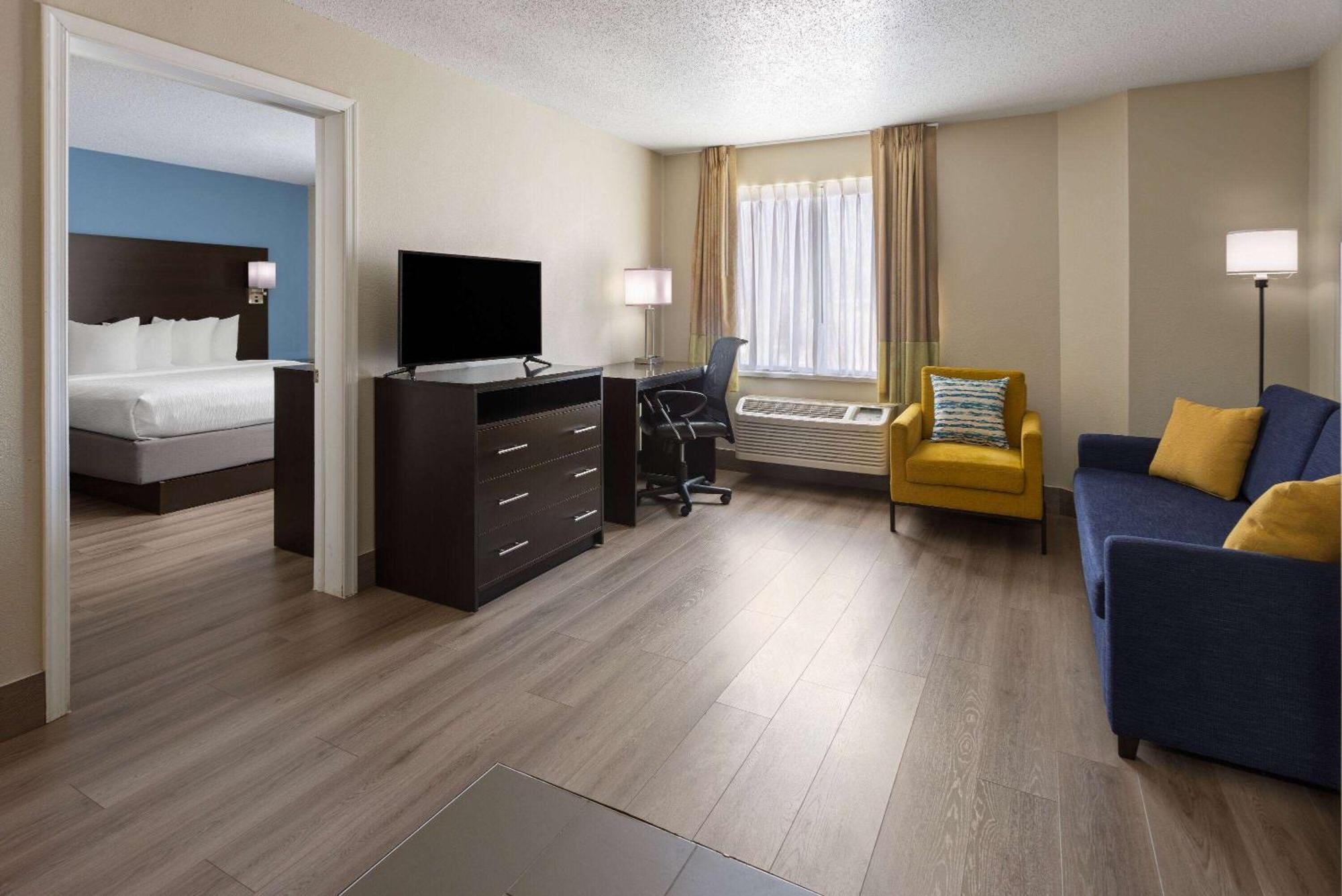 Baymont By Wyndham Newark At University Of Delaware Exterior photo